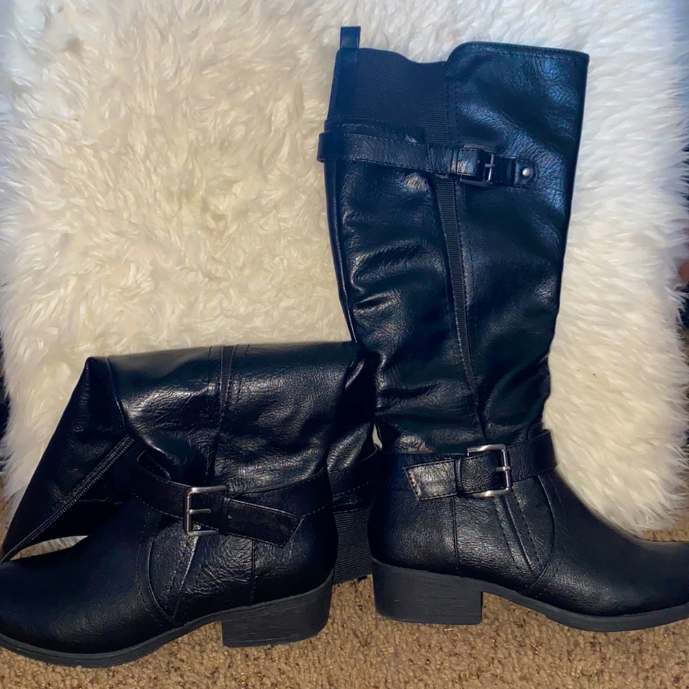 Black knee high boots